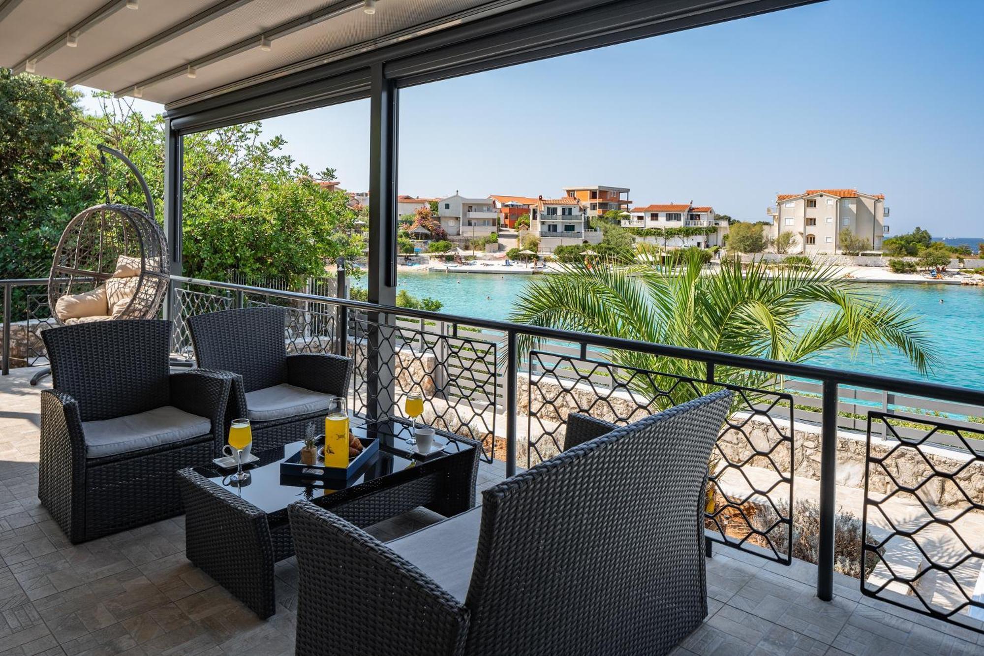Seaside House For Families With Children Kanica, Rogoznica - 16304 Ngoại thất bức ảnh
